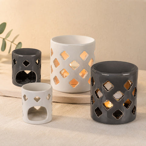 Ceramic burner with lattice cutout design