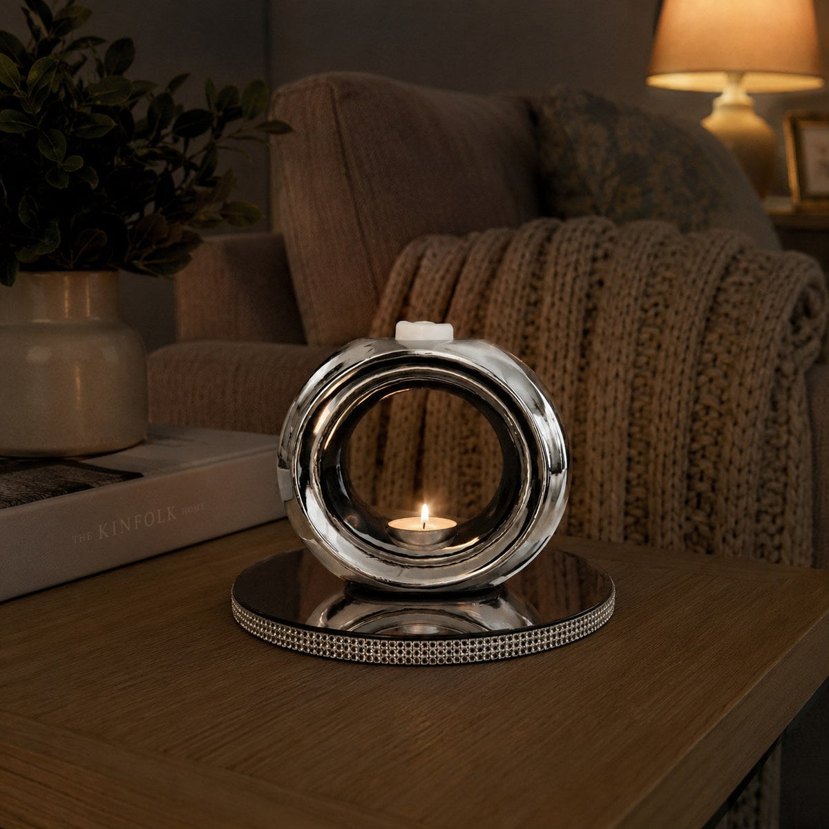 Oslo ceramic burner in a cosy living room