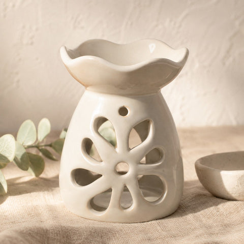 White and pastel floral oil and tart burner