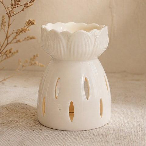 Ceramic lotus flower wax melter