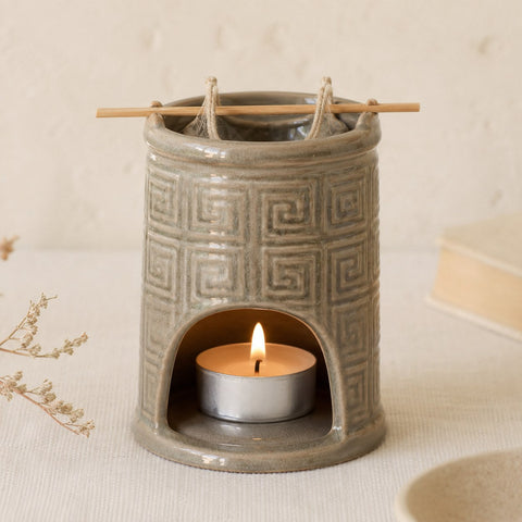Ceramic tower hanging wax melter