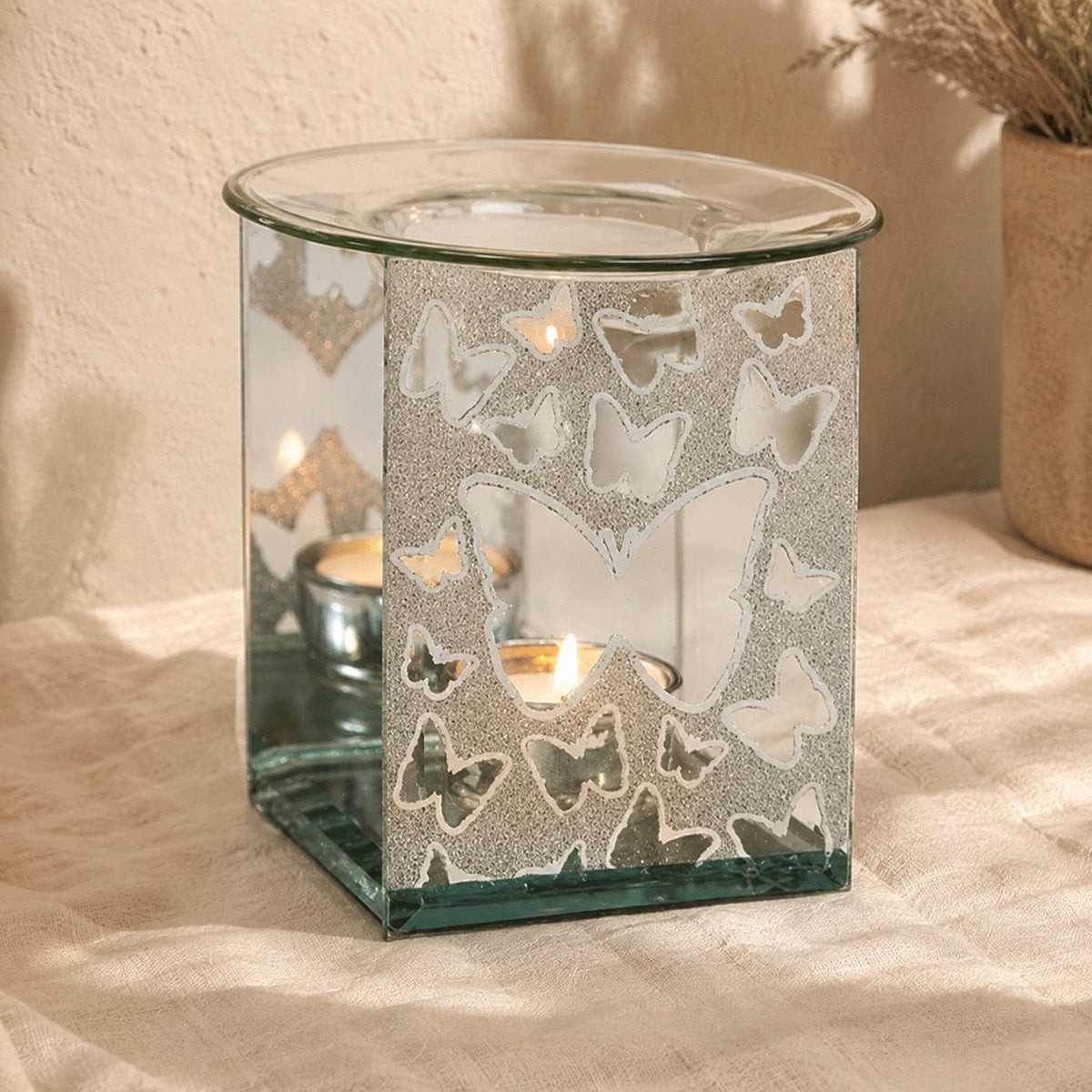 Silver glitter butterflies wax burner